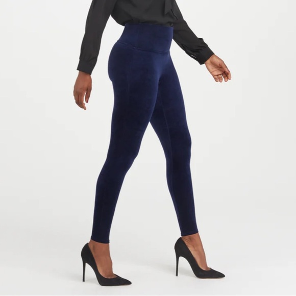 Spanx Velvet Leggings in Lapis (Dark Blue) Barely Worn Size L - Picture 2 of 6